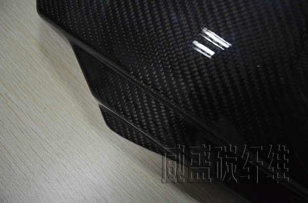 碳纖維摩托車(chē)配件4