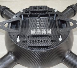 無人機(jī)機(jī)架采用碳纖維材質(zhì)的優(yōu)勢表現(xiàn)在哪里？